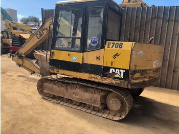 Bager guseničar CATERPILLAR E70B