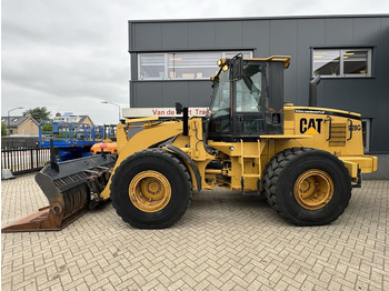 Utovarivač CATERPILLAR 928G