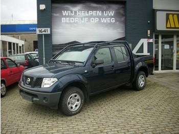 Automobil Nissan Navara 2.5 Dci 128 kW / 4X4 / Airco: slika 1