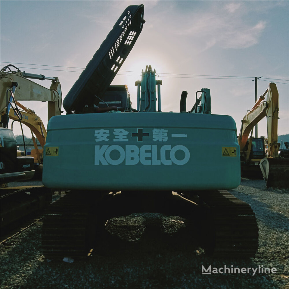 Bager guseničar Kobelco SK210: slika 6