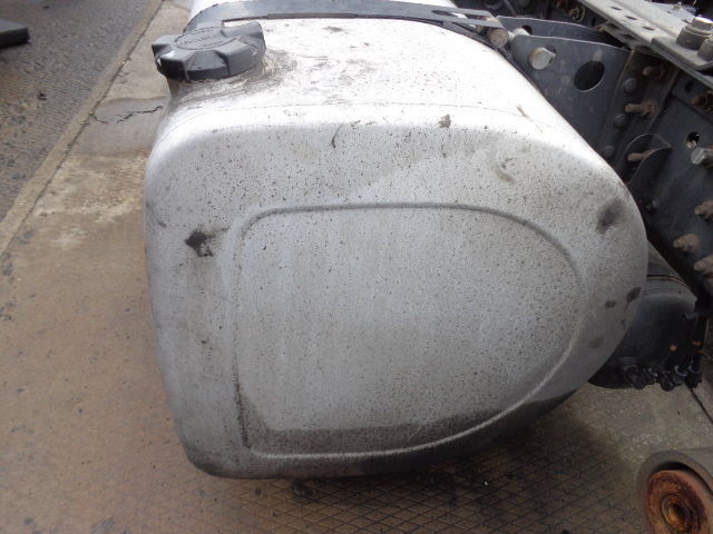 Rezervoar za gorivo za Kamion Renault / Volvo Complete aluminum fuel tank new or used 690L - 175cm, wi: slika 3