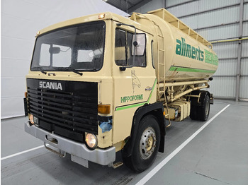 Kamion cisterna SCANIA