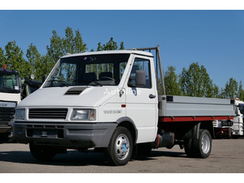 Dostavno vozilo s ravnom platformom IVECO Daily