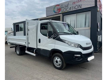 Dostavno vozilo s ravnom platformom IVECO Daily 35C15