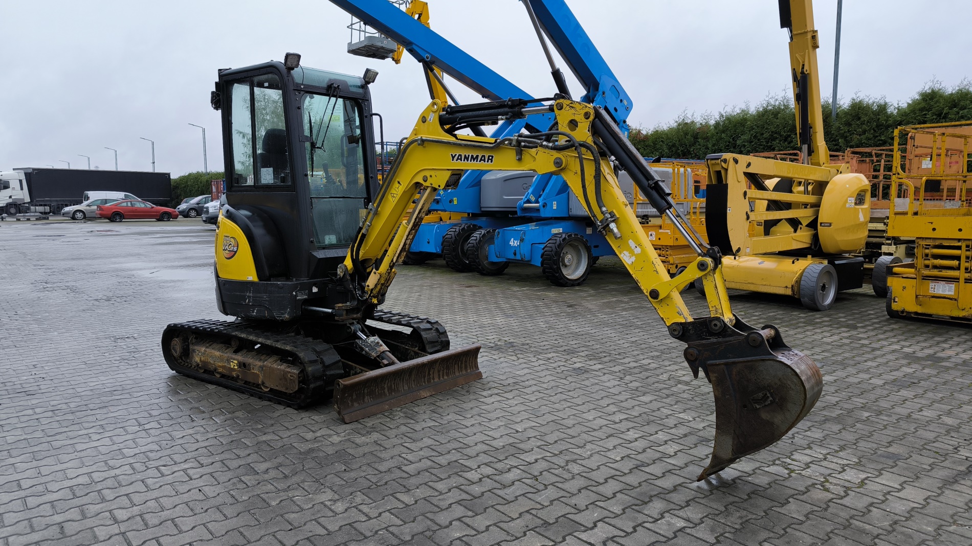 Mini bager YANMAR VIO 25