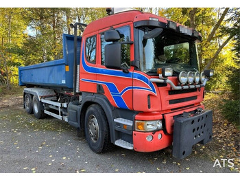 Kamion sa hidrauličnom kukom SCANIA P 420