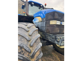 Traktor NEW HOLLAND TM190