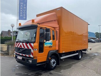 Kamion sa zatvorenim sandukom VOLVO FL 180