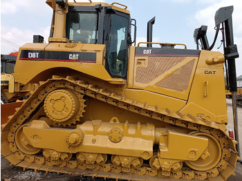 Buldožer CATERPILLAR D8T