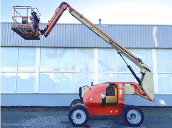 Teleskopska platforma JLG 600AJ