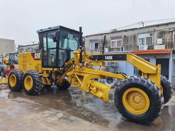 Grejder CATERPILLAR 140H