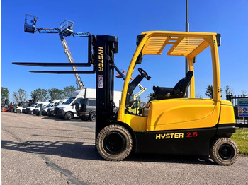 Električni viljuškar HYSTER