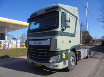 Tegljač DAF XF 440