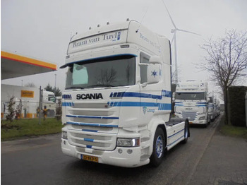 Tegljač SCANIA R 450