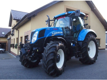 Traktor NEW HOLLAND T7