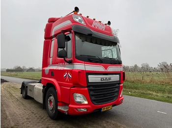 Tegljač DAF CF 440