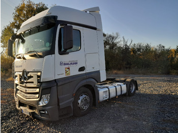 Tegljač MERCEDES-BENZ Actros 1845