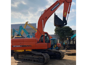 Bager DOOSAN DH220