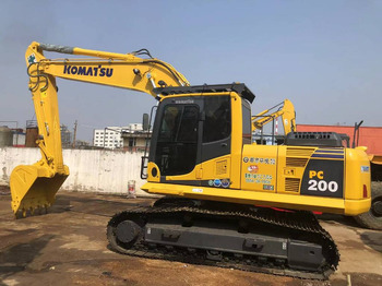 Bager guseničar KOMATSU PC200-8