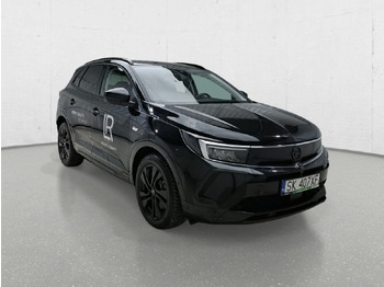 Automobil OPEL