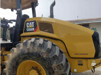 Kompaktor Caterpillar CS56B: slika 3