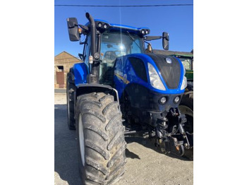 Traktor NEW HOLLAND T7.210