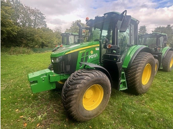 Traktor JOHN DEERE 6100M