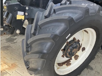 Novu Traktor New Holland T6070: slika 4