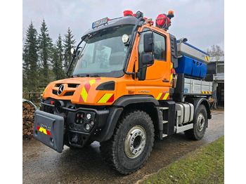 Korisno/ Posebno vozilo UNIMOG