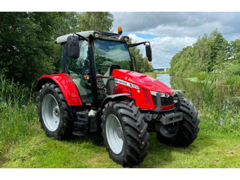 Traktor MASSEY FERGUSON 5710