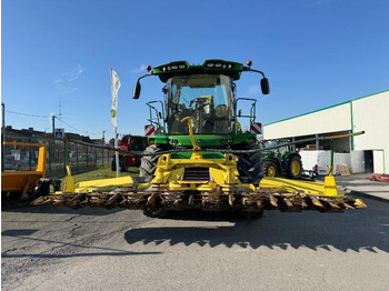 Kombajn za stočnu hranu JOHN DEERE 8500: slika 2