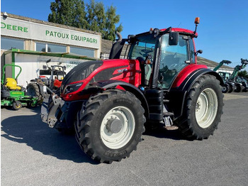 Traktor VALTRA T194