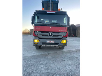 Novu Istovarivač, Kamion sa dizalicom MERCEDES-BENZ actros: slika 3