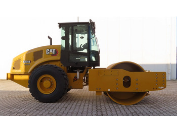 Kompaktor CATERPILLAR CS74B