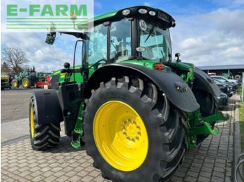 Traktor John Deere 6215r: slika 2