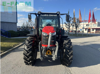 Traktor MASSEY FERGUSON 5711