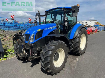 Traktor NEW HOLLAND T5