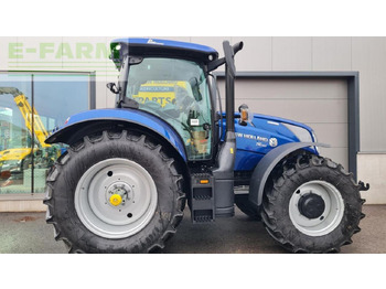 Traktor NEW HOLLAND T6