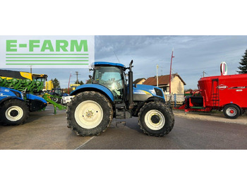 Traktor NEW HOLLAND T6000