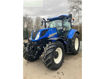 Traktor NEW HOLLAND T7.210