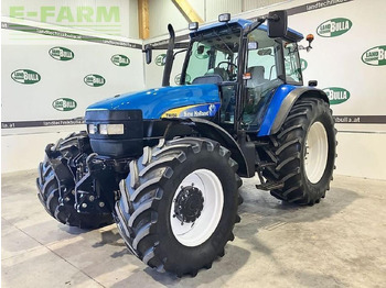 Traktor NEW HOLLAND TM