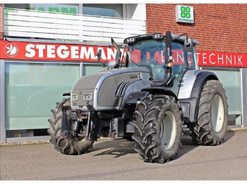 Traktor VALTRA T132