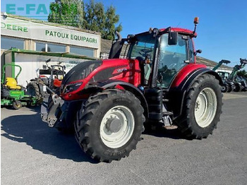 Traktor VALTRA T194