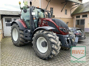 Traktor VALTRA T234