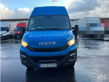 Kamion sa zatvorenim sandukom Iveco 50C18: slika 4