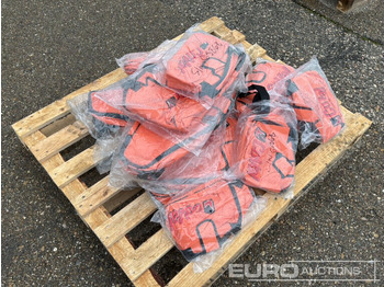 Građevinska oprema Unused Coval Pallet of Various Chainsaw Backpacks: slika 4