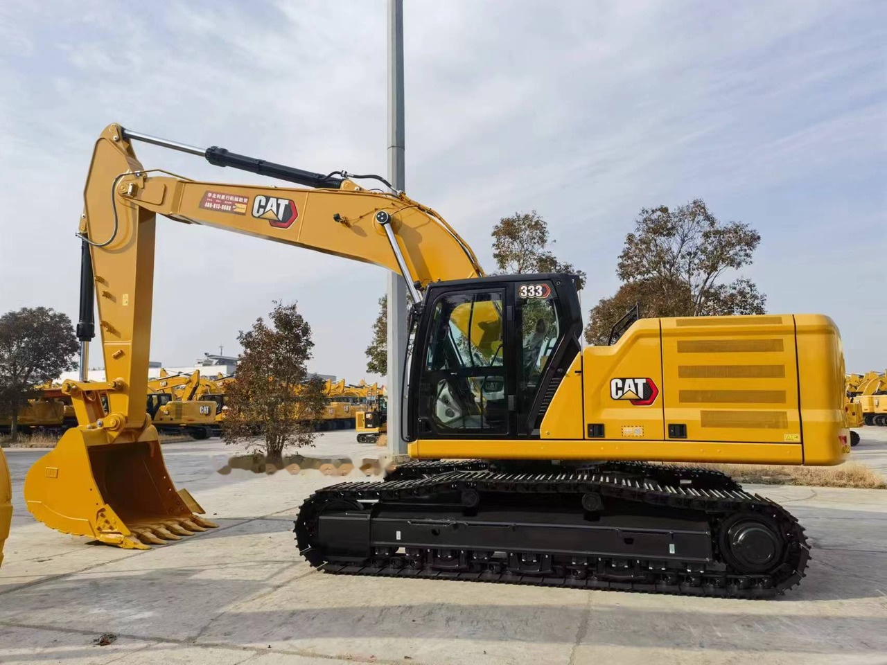 Novu Bager guseničar Caterpillar 333: slika 8