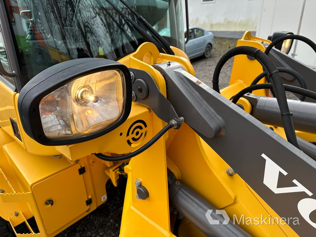 Lizing  Hjullastare Volvo L30GS + redskap Hjullastare Volvo L30GS + redskap: slika 33