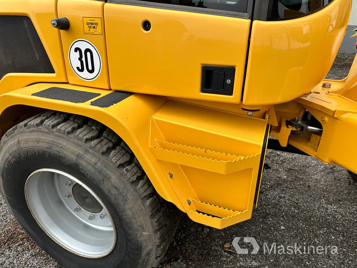 Lizing  Hjullastare Volvo L30GS + redskap Hjullastare Volvo L30GS + redskap: slika 49