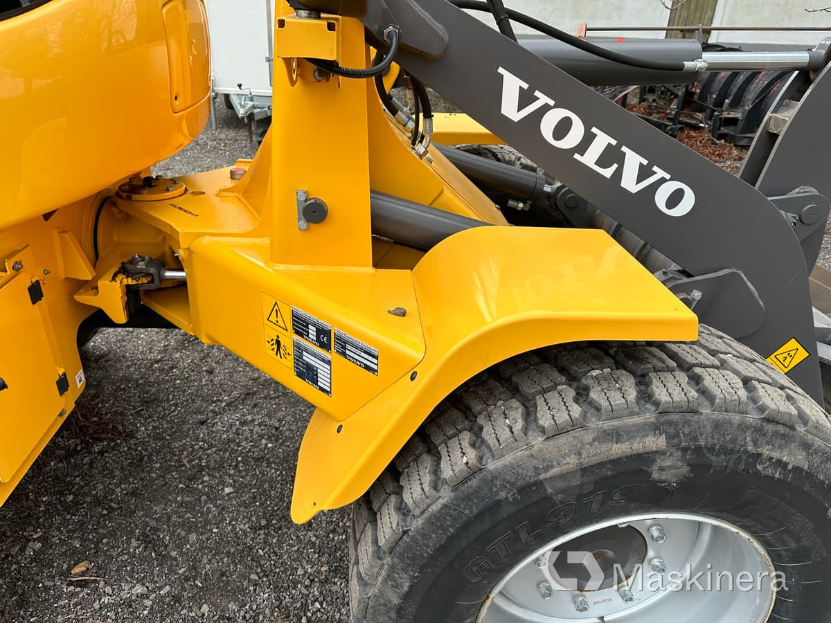 Lizing  Hjullastare Volvo L30GS + redskap Hjullastare Volvo L30GS + redskap: slika 46